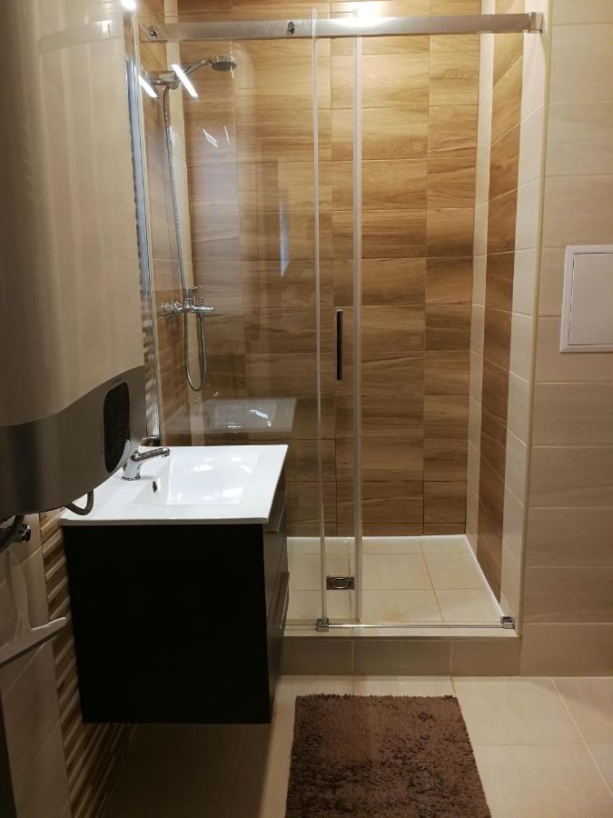 Adel Apartman Makó Exteriör bild